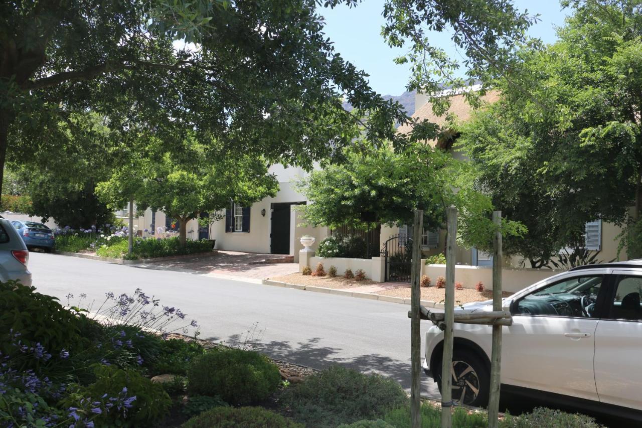 3 On Roux Acomodação com café da manhã Franschhoek Exterior foto